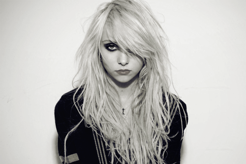The+Pretty+Reckless+taylor+momsen++the+pretty+reck.png